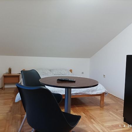 Apartments Dobra Vila ซลาตีบอร์ ภายนอก รูปภาพ