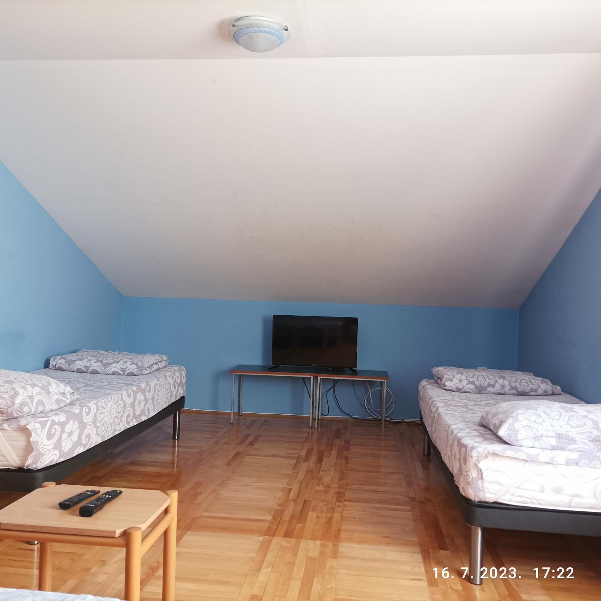 Apartments Dobra Vila ซลาตีบอร์ ภายนอก รูปภาพ